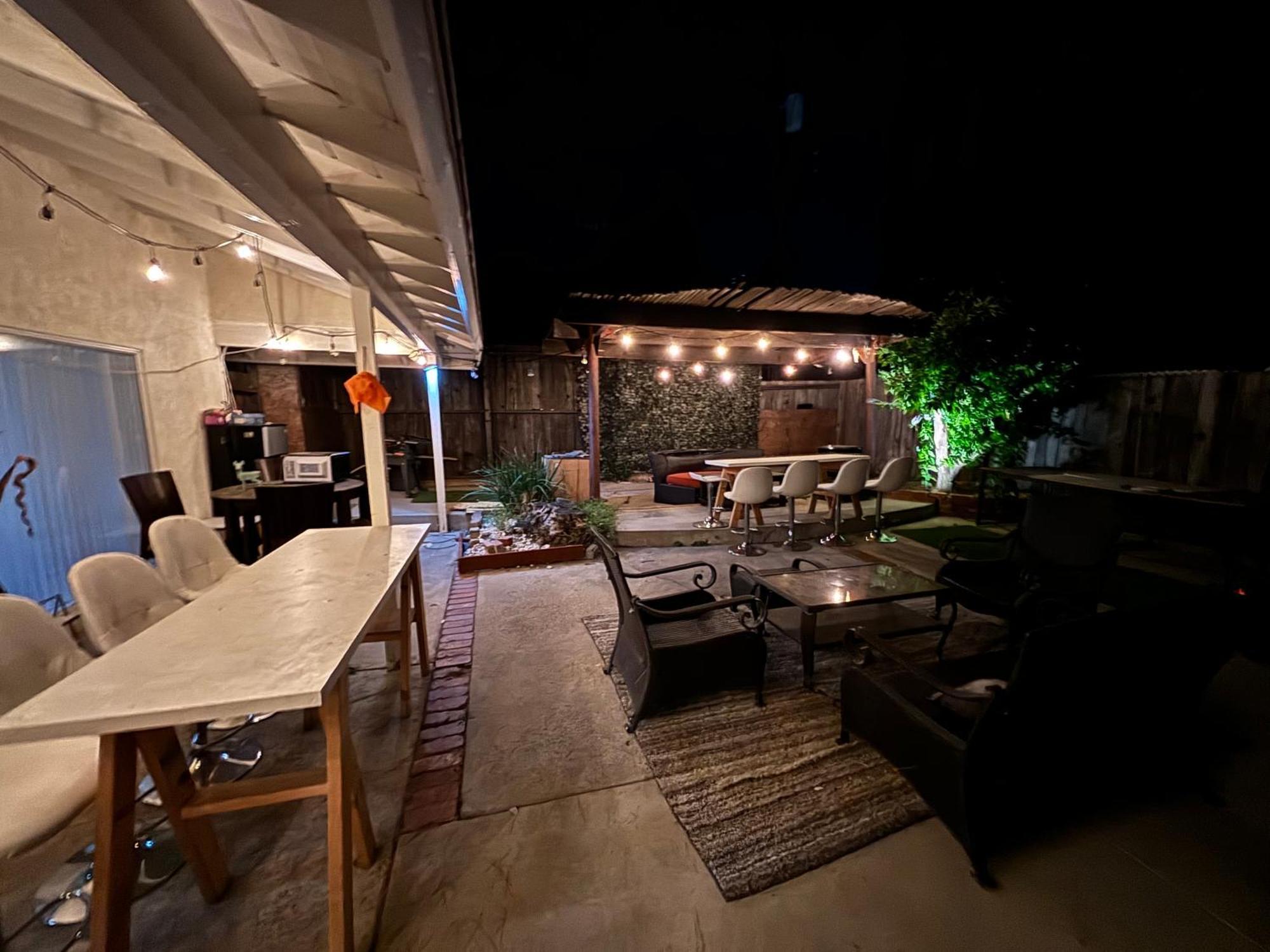 The Hathaway Suites Los Angeles Exterior photo
