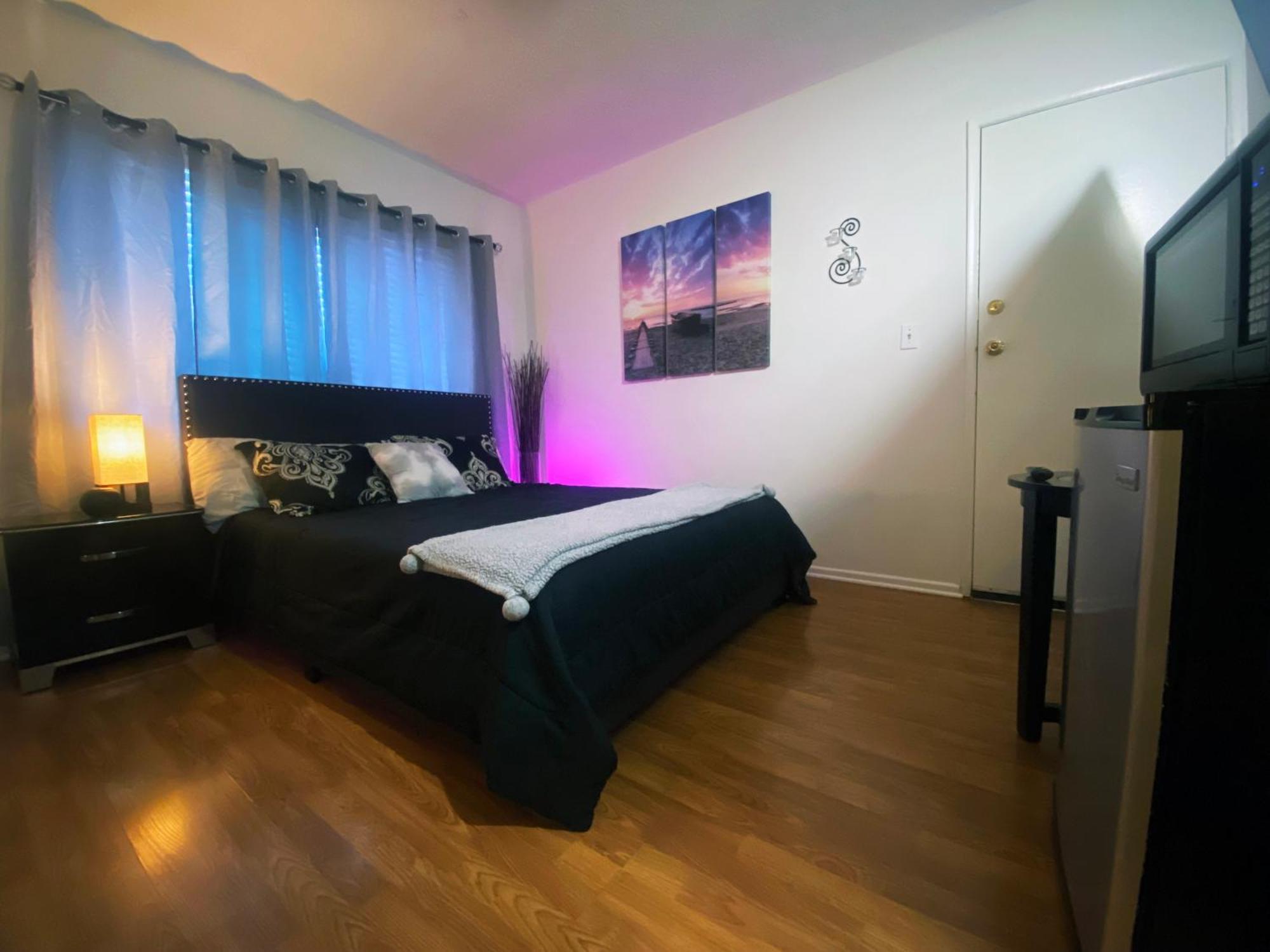 The Hathaway Suites Los Angeles Exterior photo